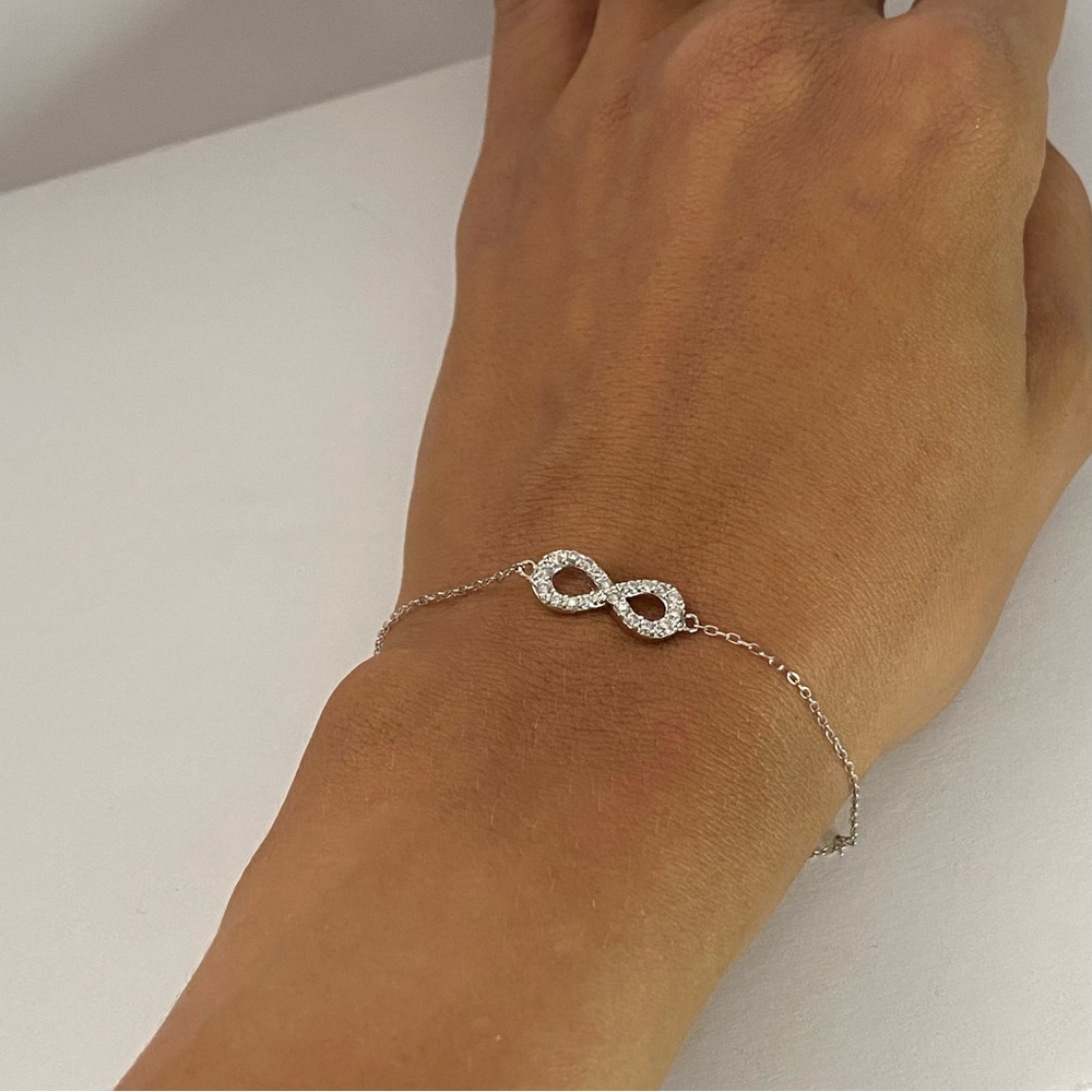 PAJ Signed 925 Silver Dainty Bracelet Clear CZ Infinity Loop Love  7.5 Inch